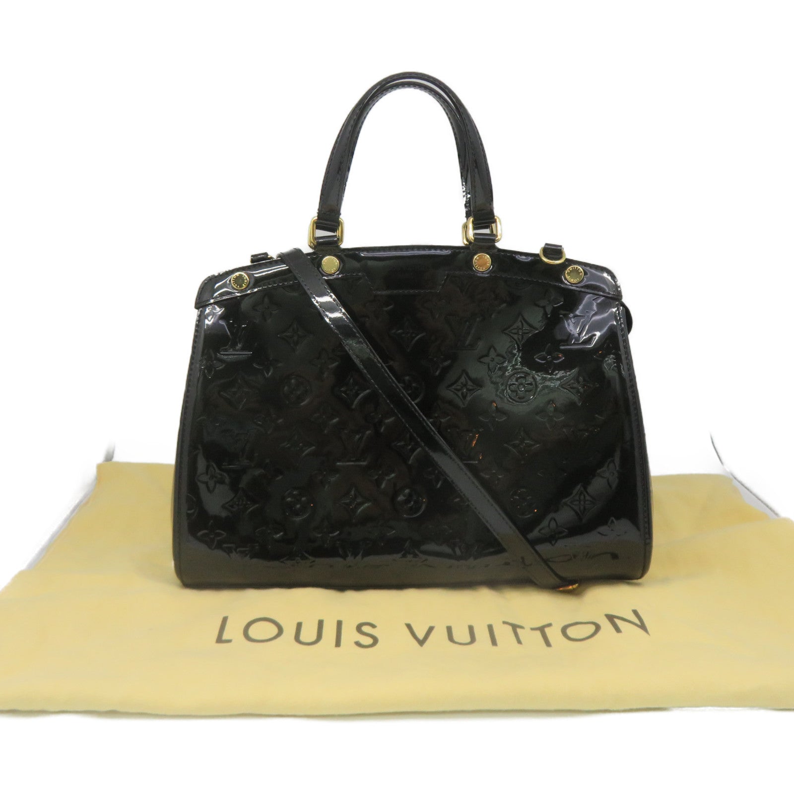 Louis Vuitton Pochette Coussin Camel in Leather with Gold-tone - US