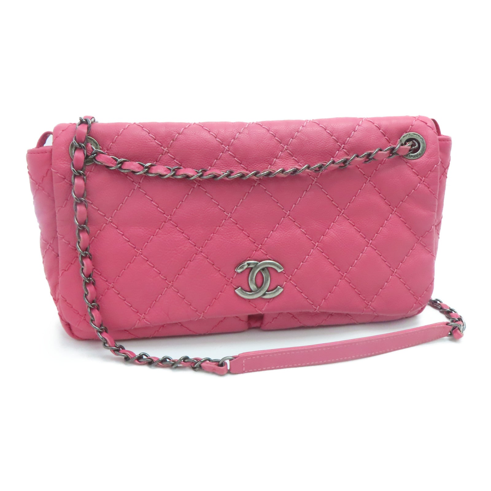 Chanel shoulder bag on sale pink