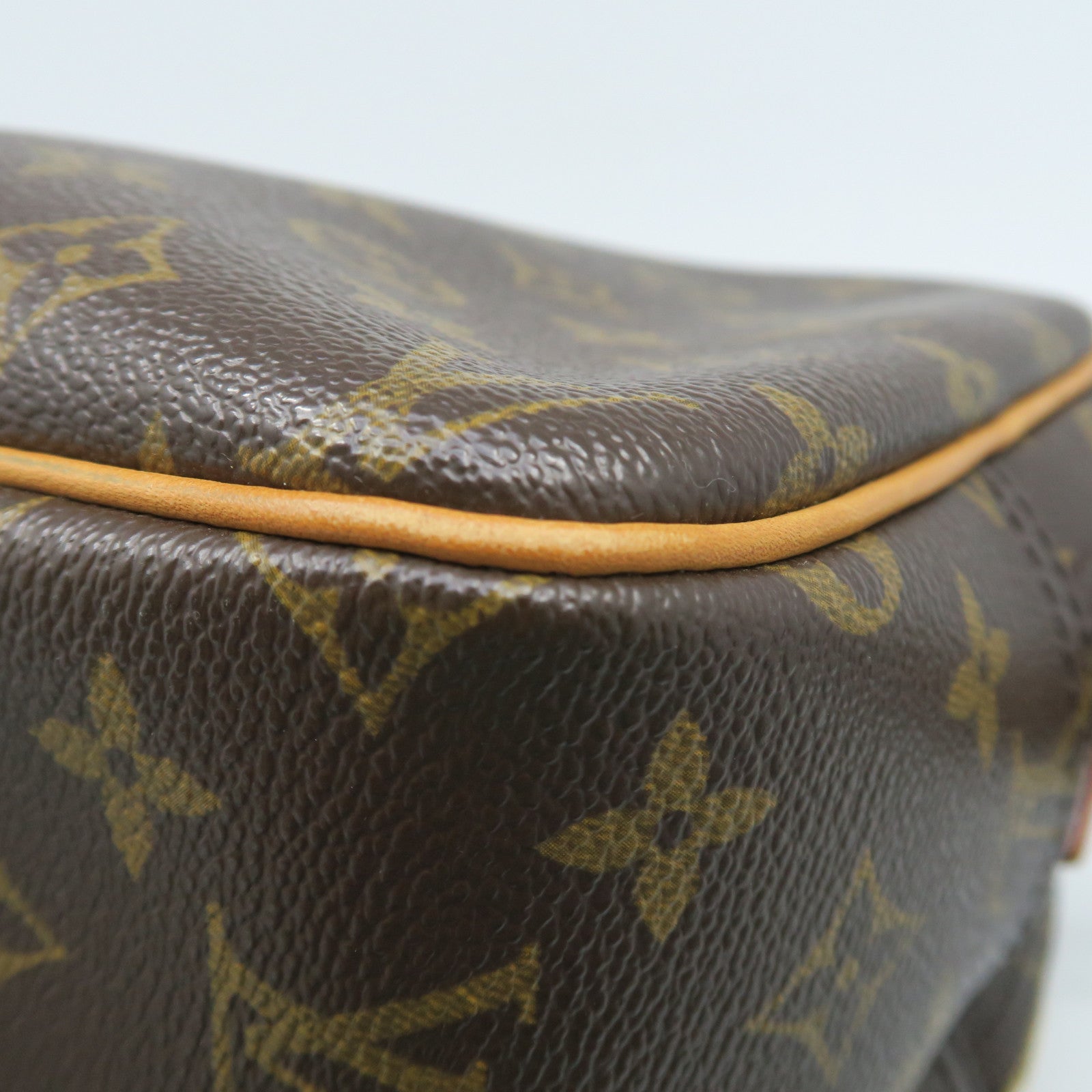 KOMEHYOLOUIS VUITTON Monogram Reporter 28cm M45254 Shoulder Bag