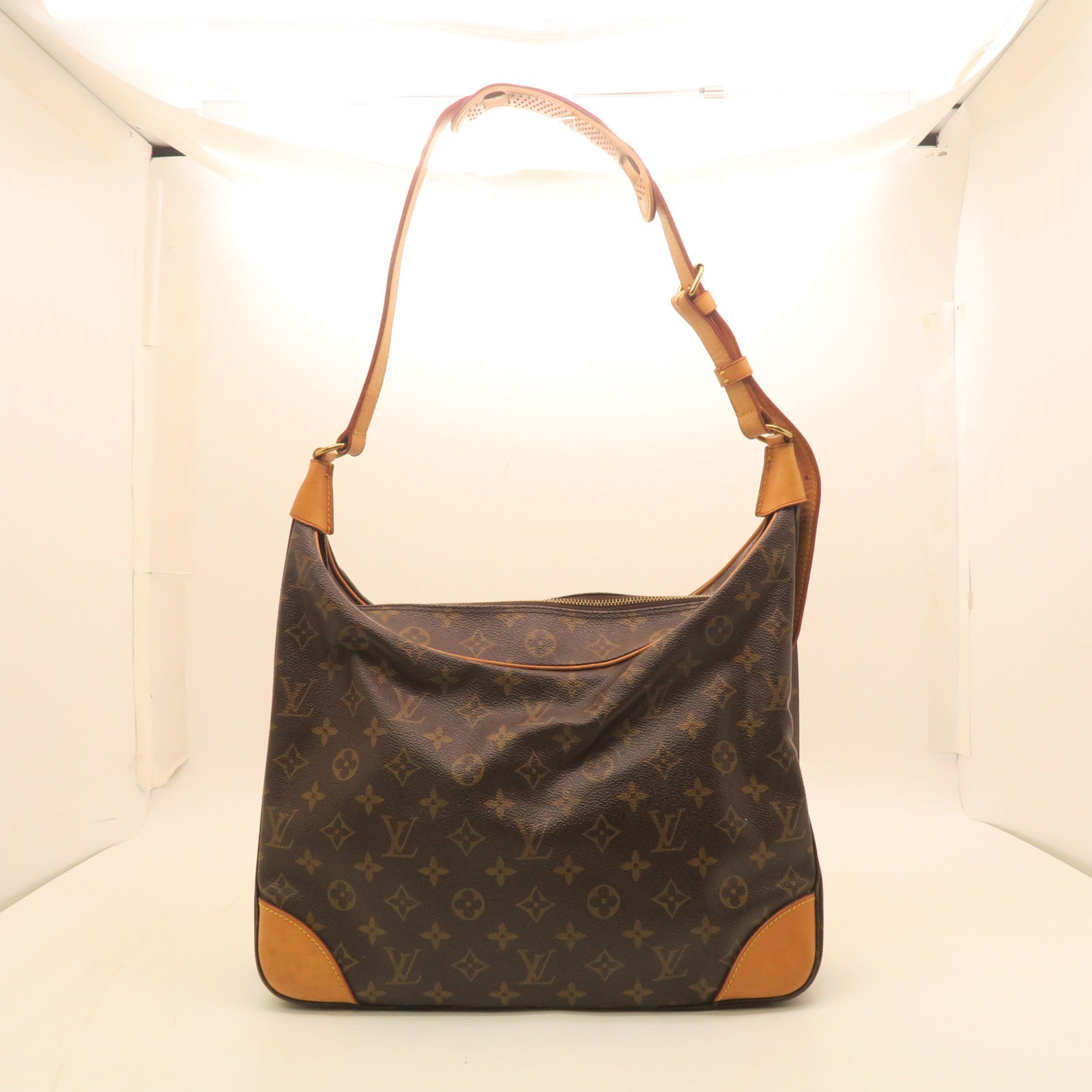 LOUIS VUITTON Monogram Boulogne Gold Buckle Shoulder Bag Brown – Brand Off  Hong Kong Online Store