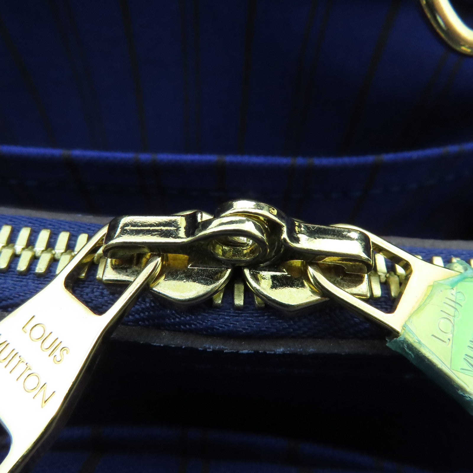 LOUIS VUITTON Monogram Empreinte V Tote MM gold buckle handle shoulder –  Brand Off Hong Kong Online Store