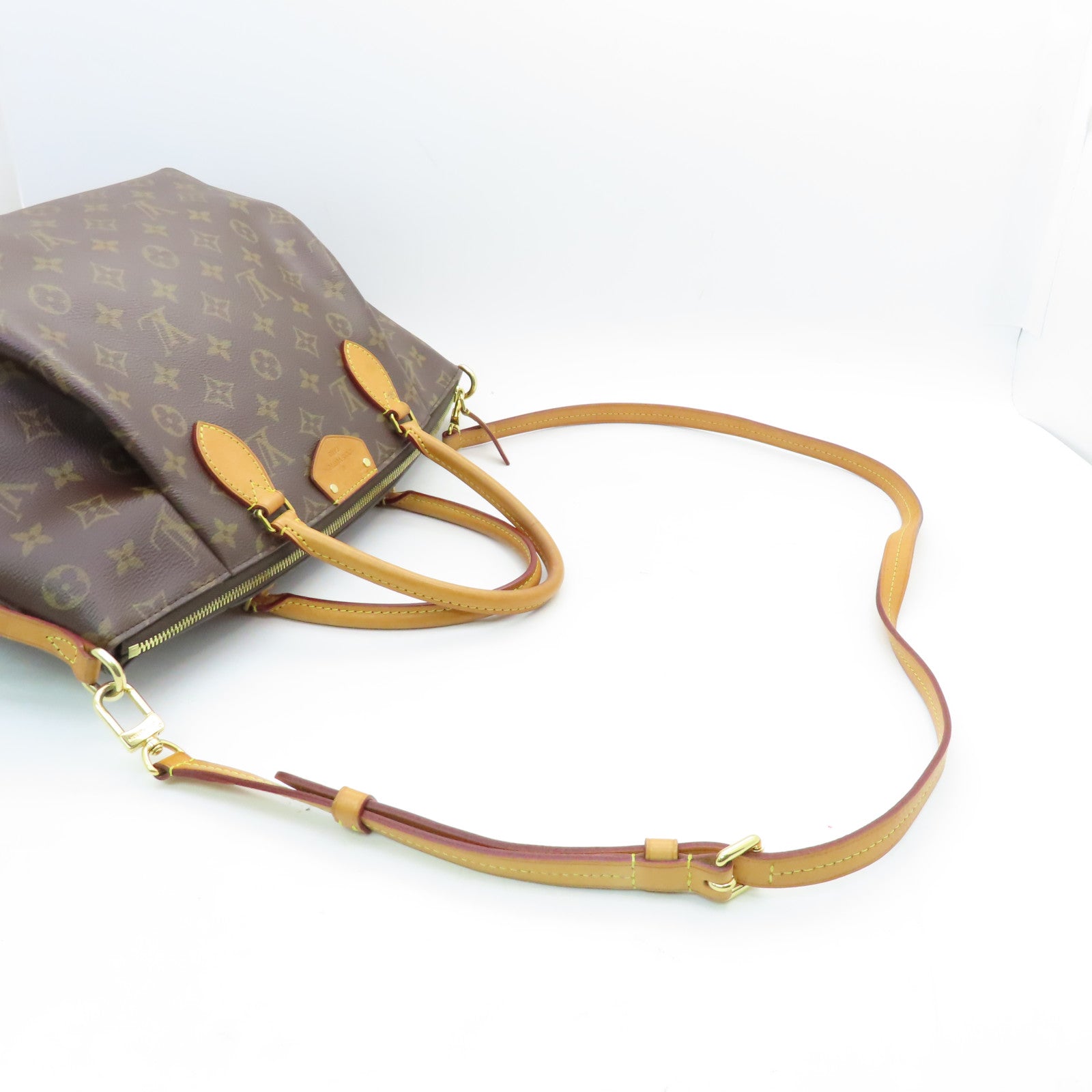 LOUIS VUITTON Monogram Turenne MM Shoulder Bag Gold Buckle Handle Shou –  Brand Off Hong Kong Online Store