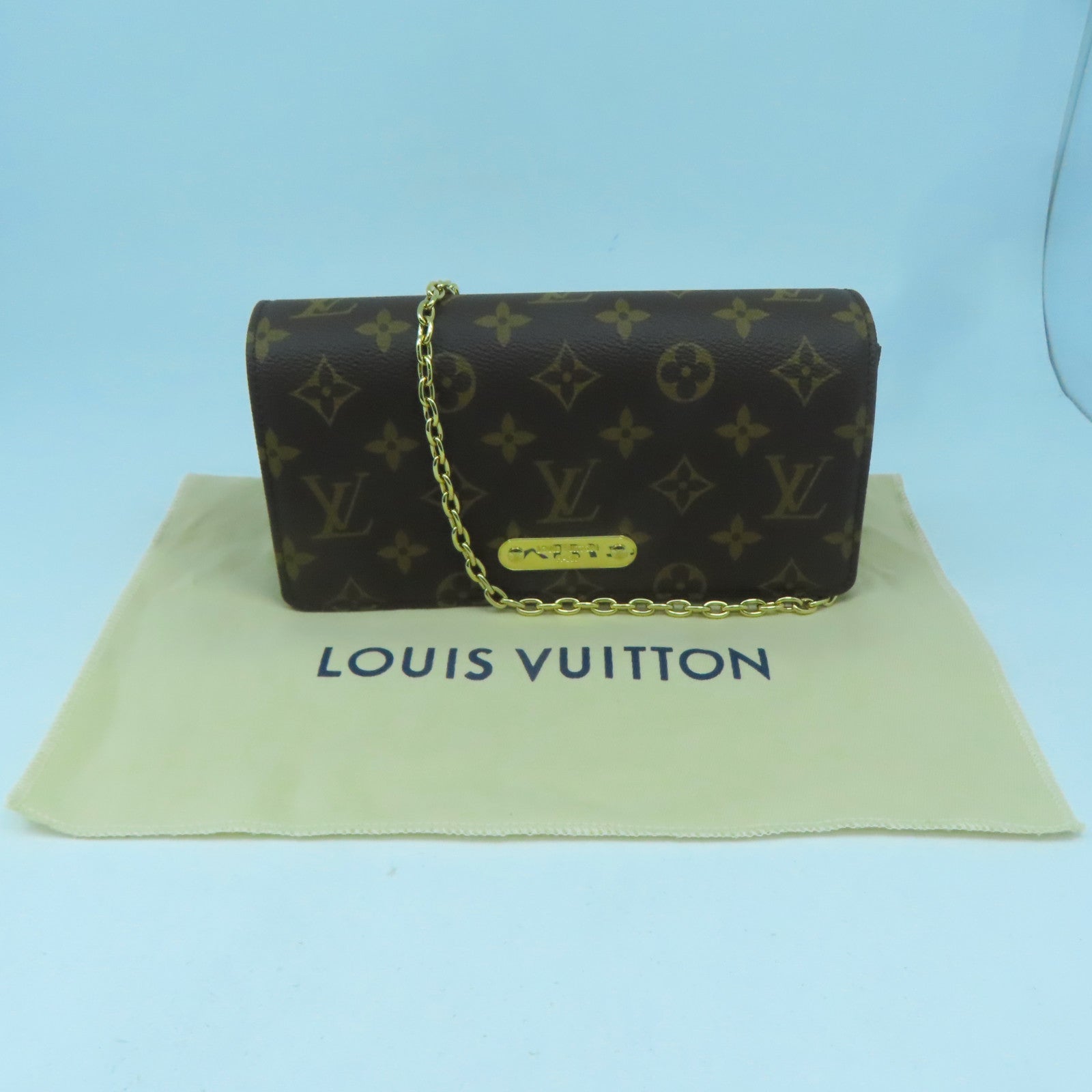 Louis Vuitton Wallet on Chain Lily Monogram