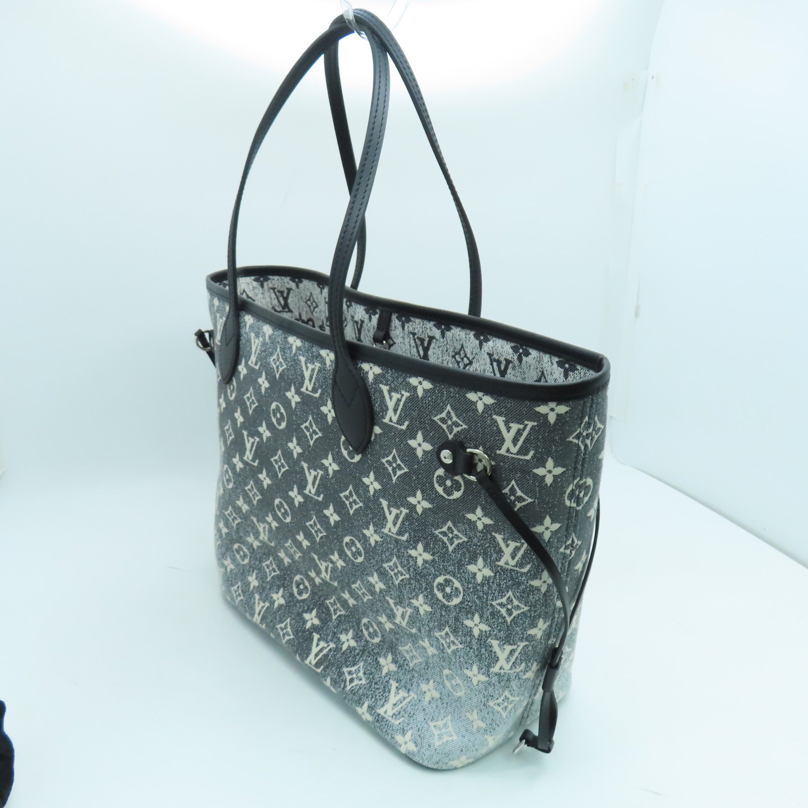 brandoff on X: LOUIS VUITTON Neverfull MM Tote Bag Denim Monogram