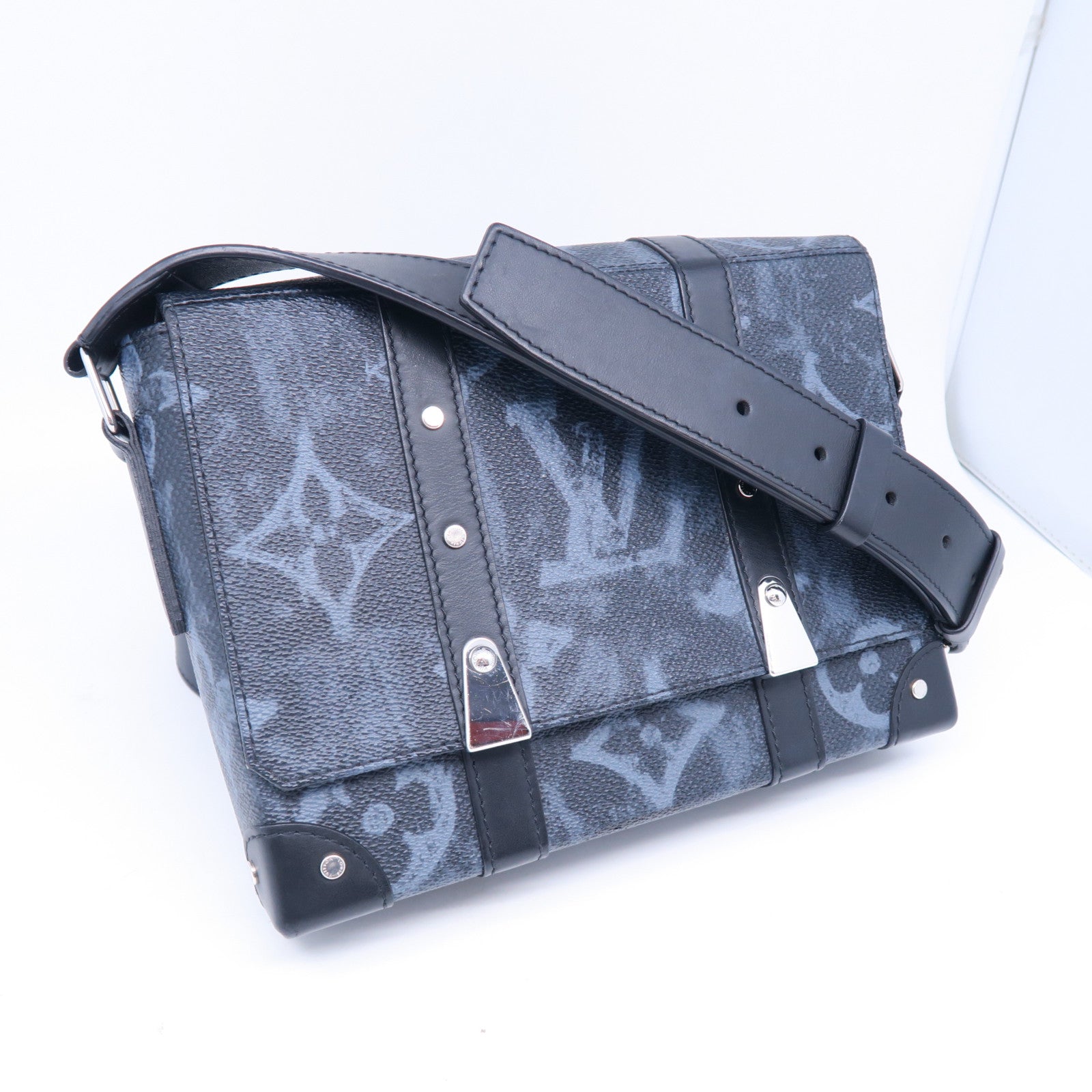 Louis Vuitton Monogram Pastel Trunk Messenger - Black Messenger