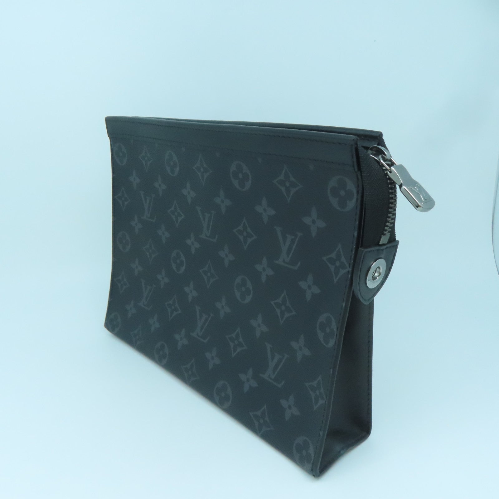 LOUIS VUITTON Monogram Eclipse Pochette Voyage MM Silver Buckle Clutch –  Brand Off Hong Kong Online Store