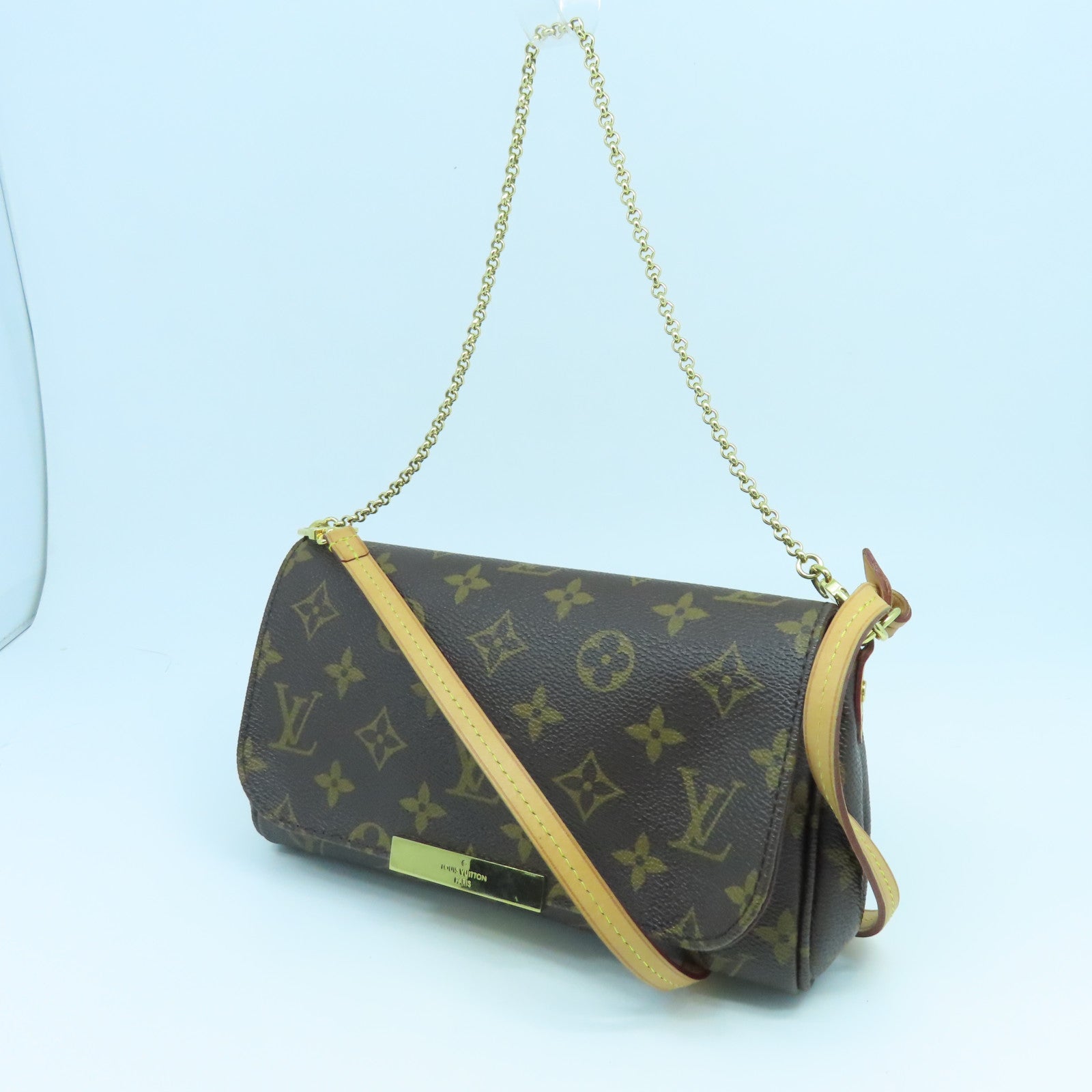 Louis-Vuitton-Monogram-Favorite-PM-2Way-Shoulder-Bag-M40717