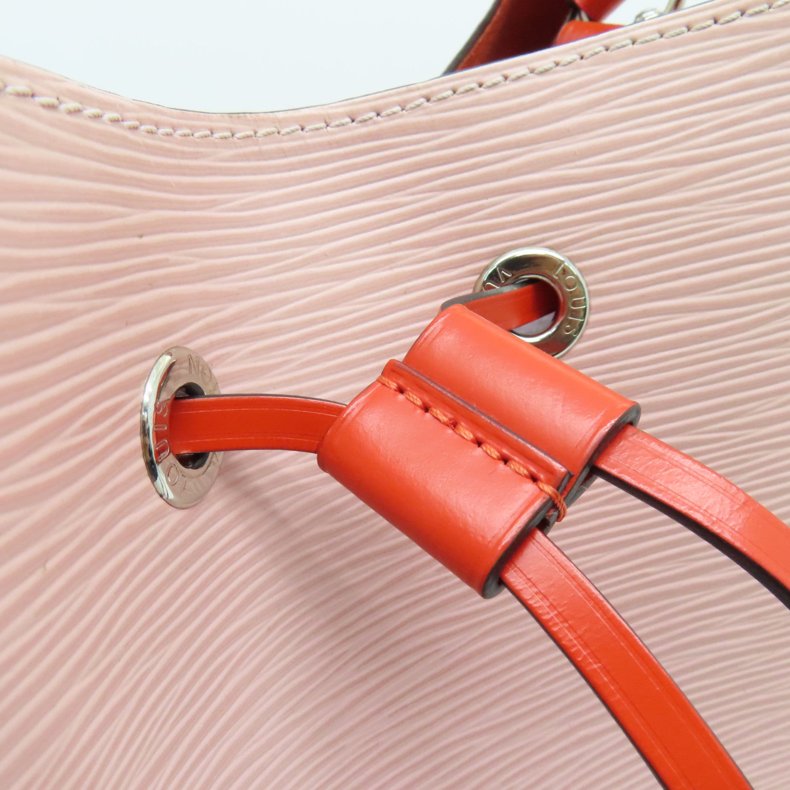 LOUIS VUITTON Epi NeoNoe MM Gold Buckle Shoulder Bag Pink – Brand