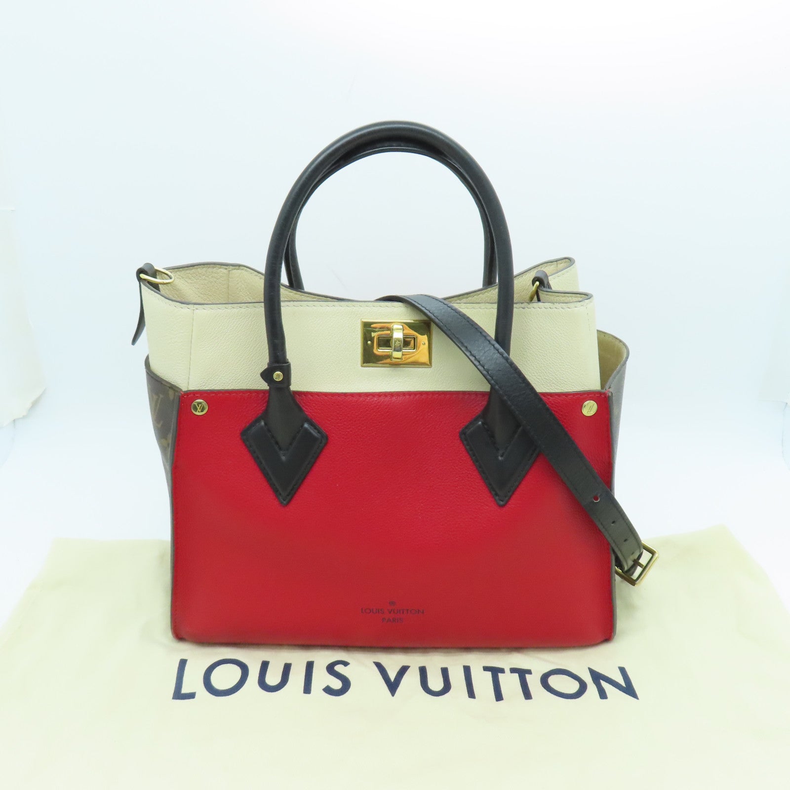 Louis Vuitton On My Side MM Pirate Red