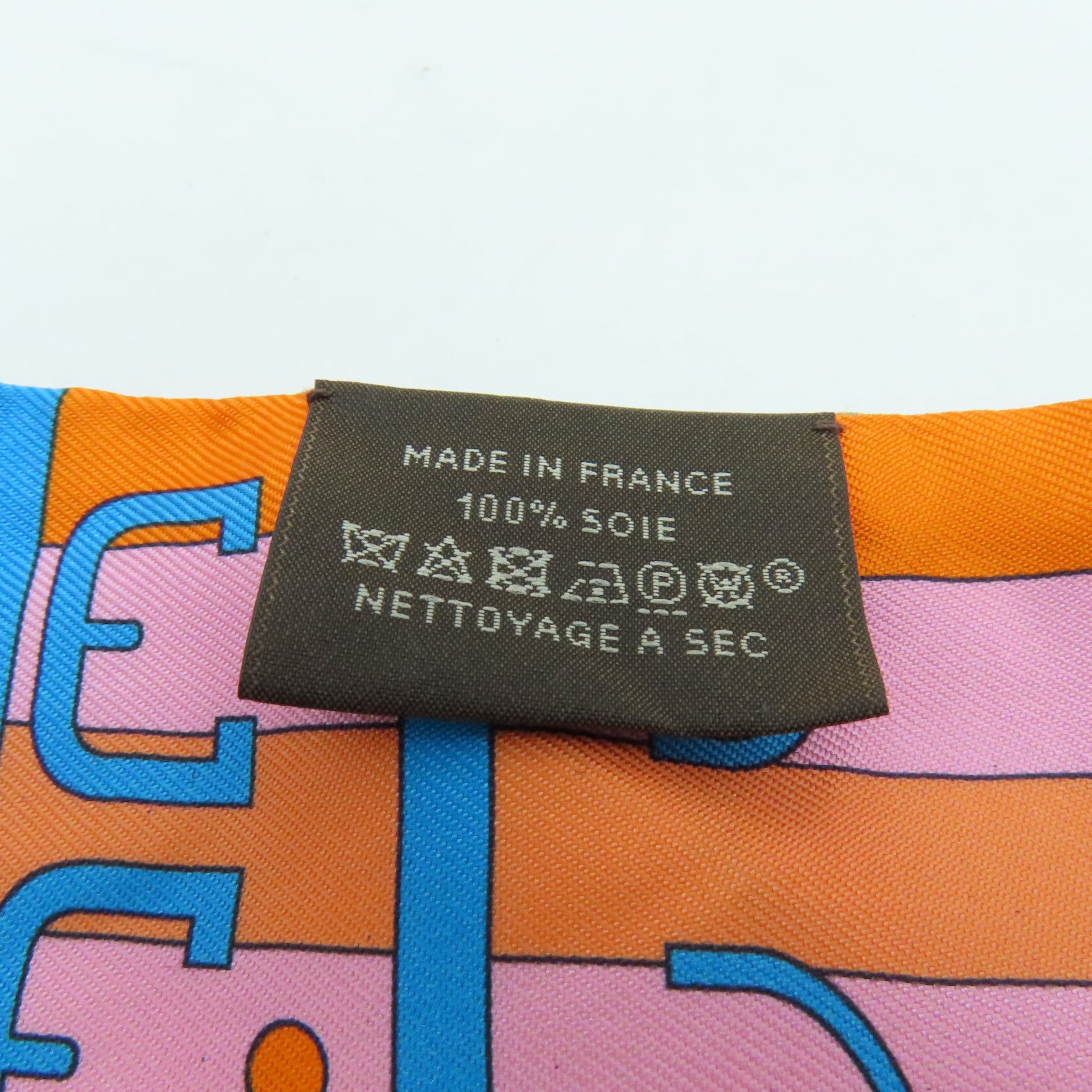 HERMES Silk Twilly Scarf Orange – Brand Off Hong Kong Online Store