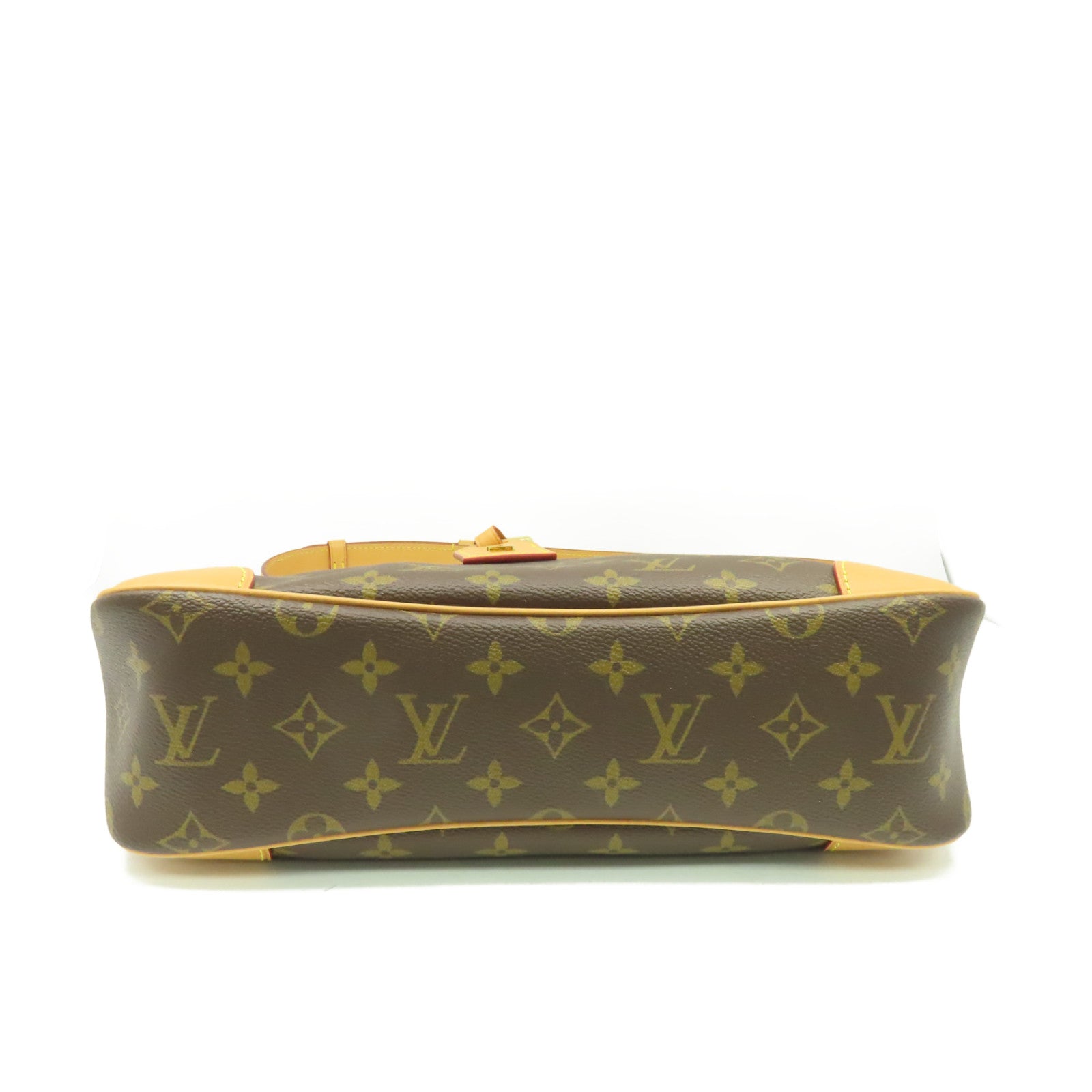 Louis Vuitton Monogram Batignolles Vertical PM Handbag at the best price