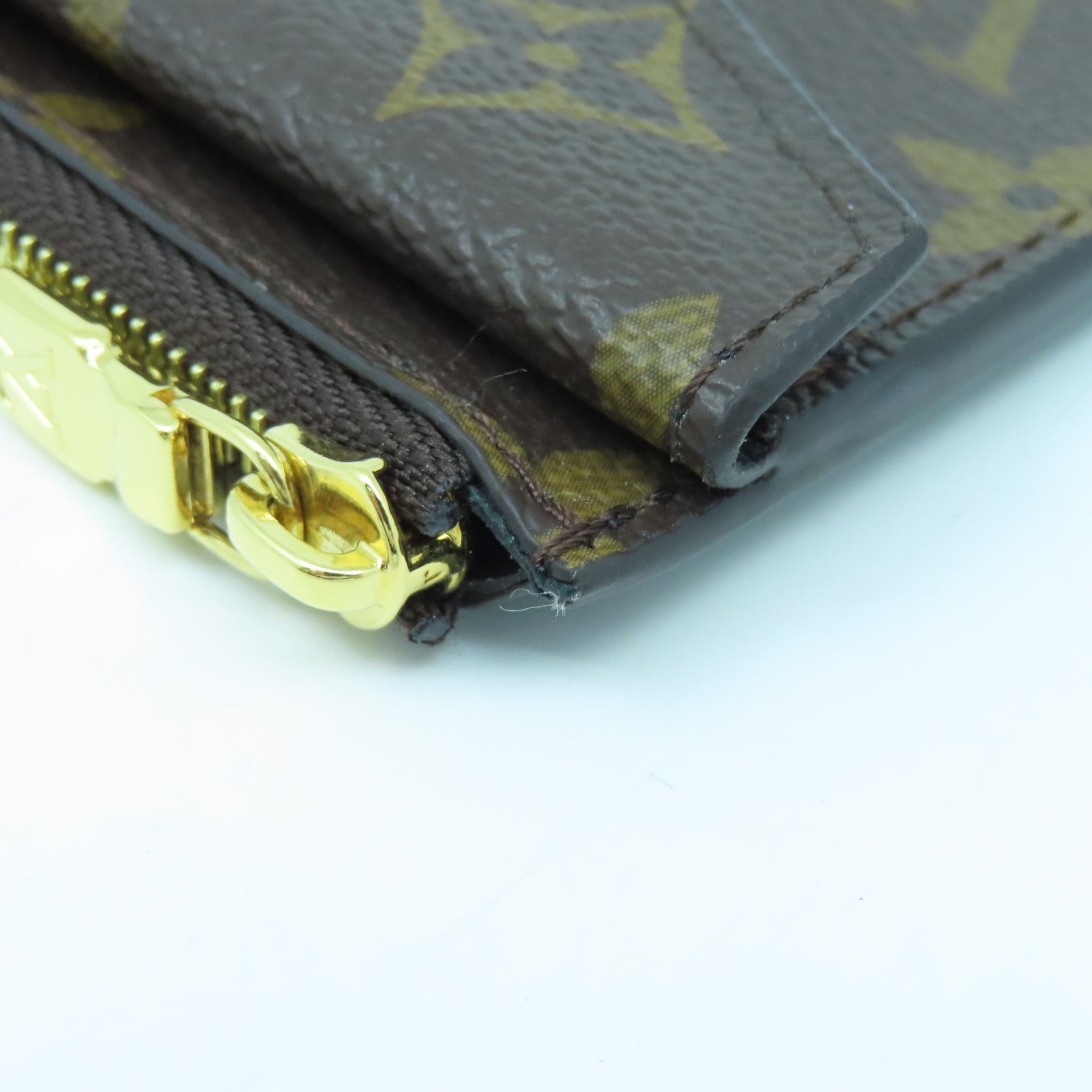 LOUIS VUITTON Monogram Recto Verso Gold Buckle Card Holder Brown – Brand  Off Hong Kong Online Store