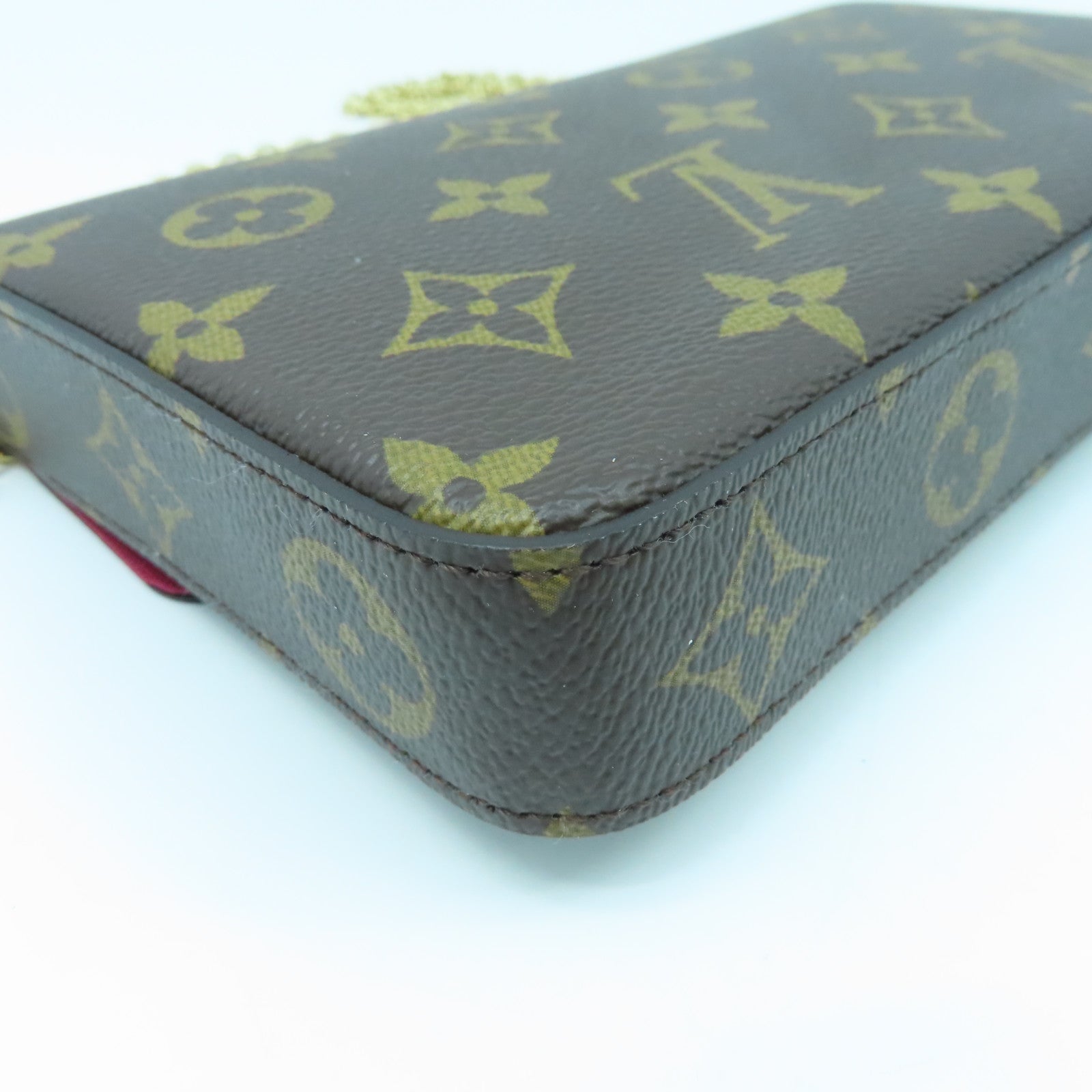 LOUIS VUITTON Monogram Vernis Pochette Felicie Gold Buckle Chain Shoul –  Brand Off Hong Kong Online Store