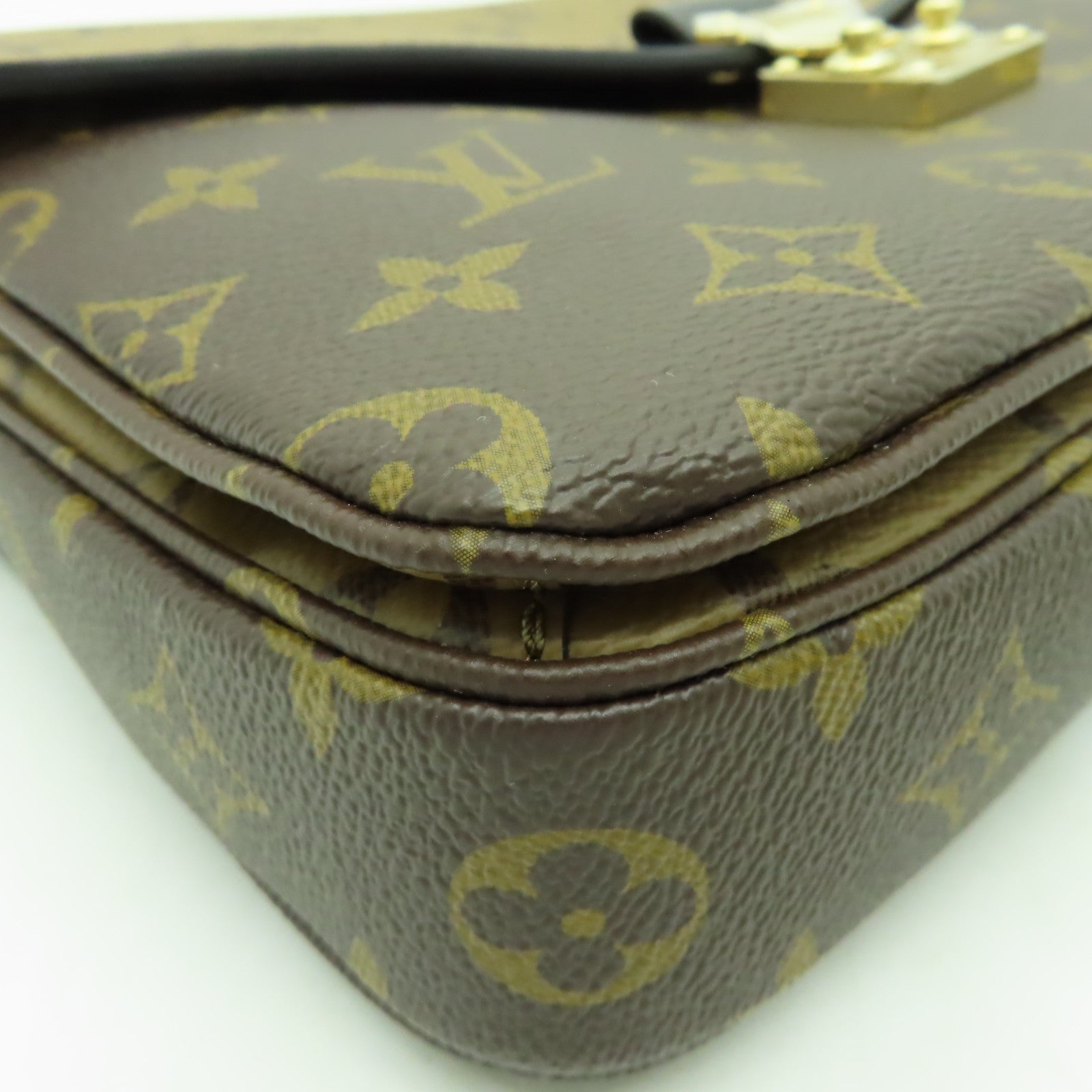 LOUIS VUITTON Epi/Monogram Reverse Pochette Metis Handle Shoulder Bag –  Brand Off Hong Kong Online Store