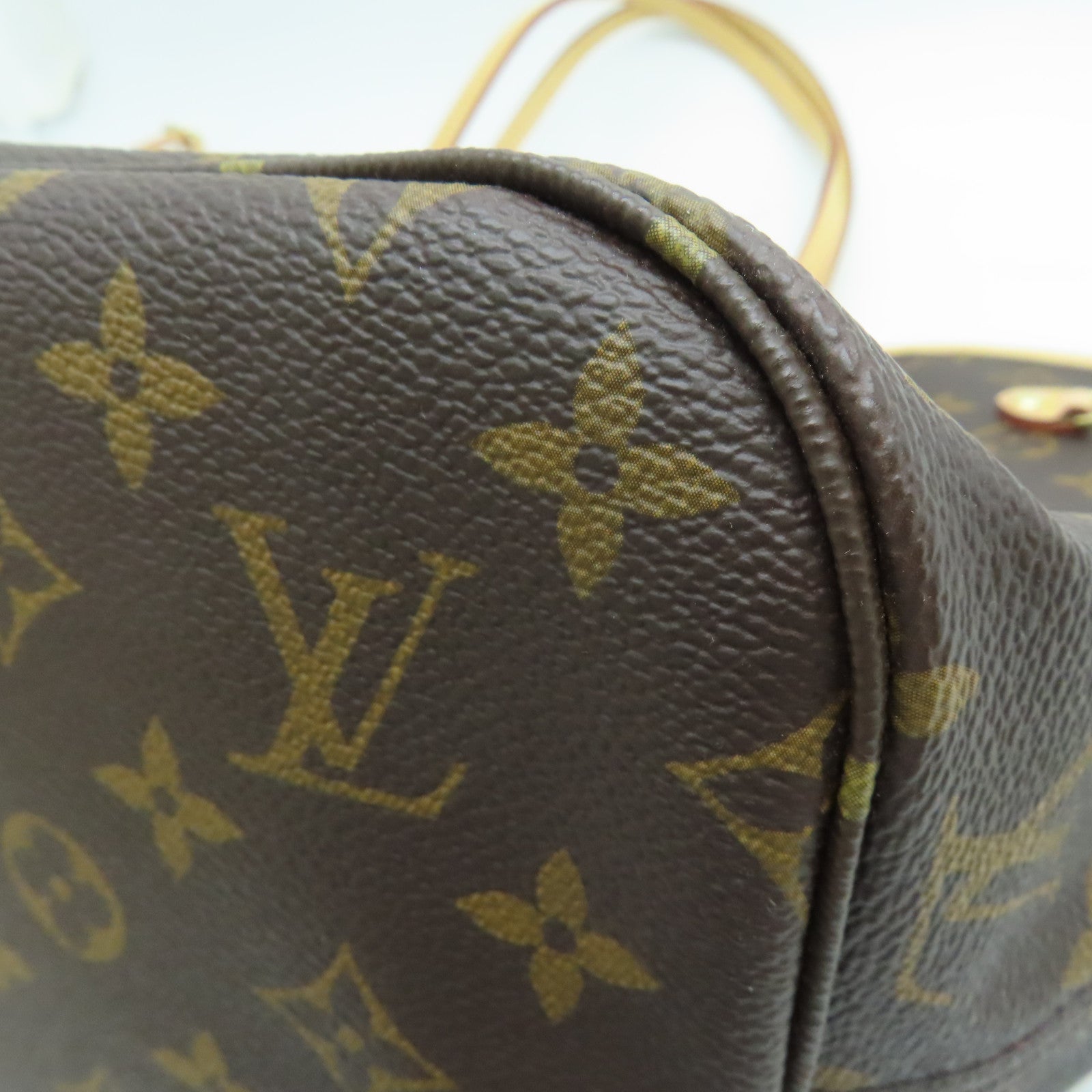 LOUIS VUITTON Monogram Neverfull MM gold buckle shoulder bag / hand ba –  Brand Off Hong Kong Online Store