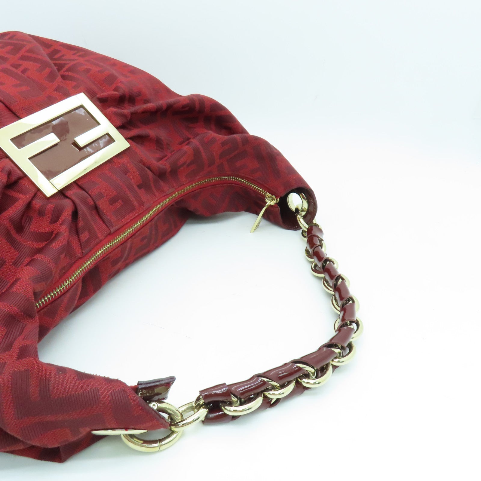 Fendi chain discount strap bag