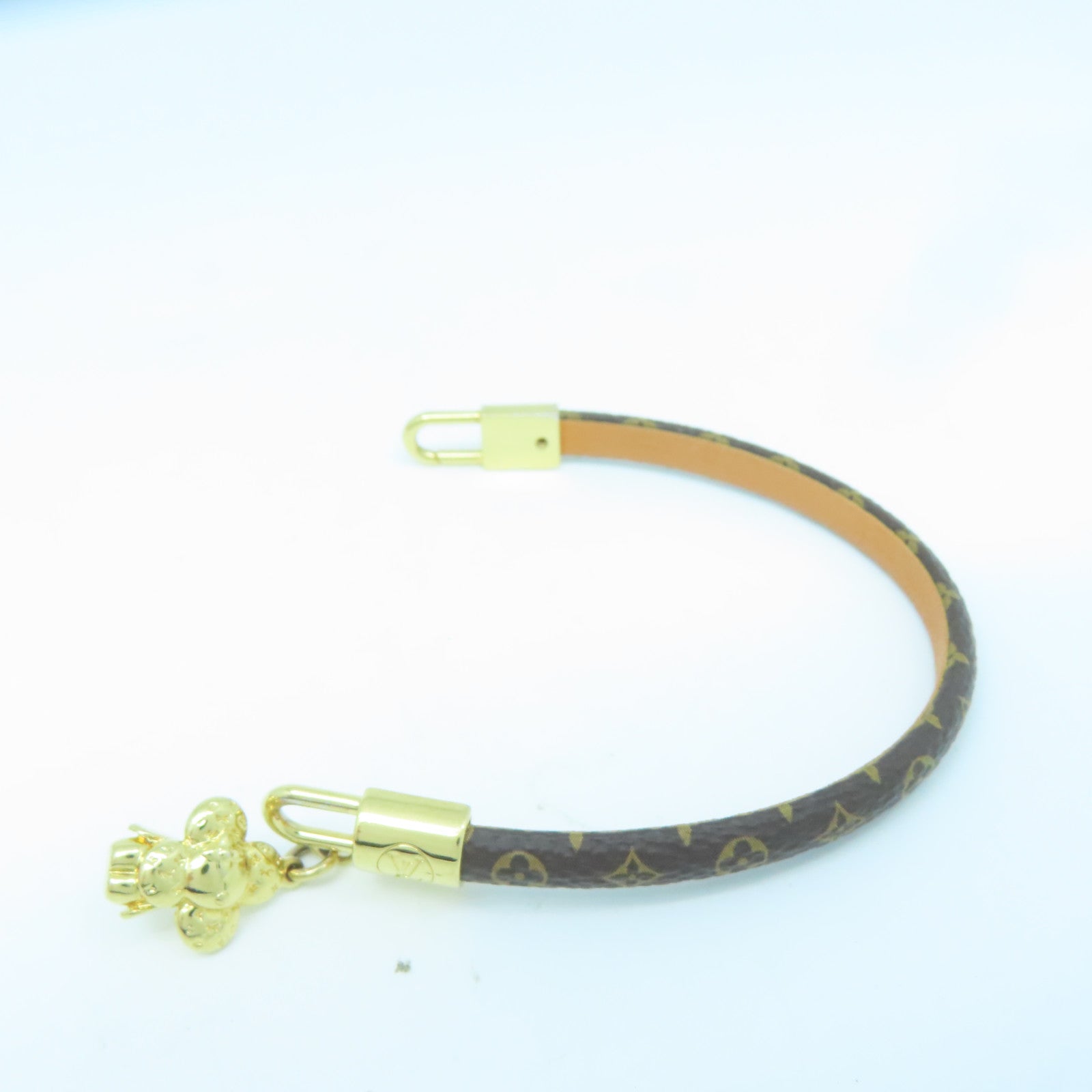 LOUIS VUITTON Monogram Brasserie Vivienne Bracelet金扣手镯15cm – Brand Off Hong  Kong Online Store